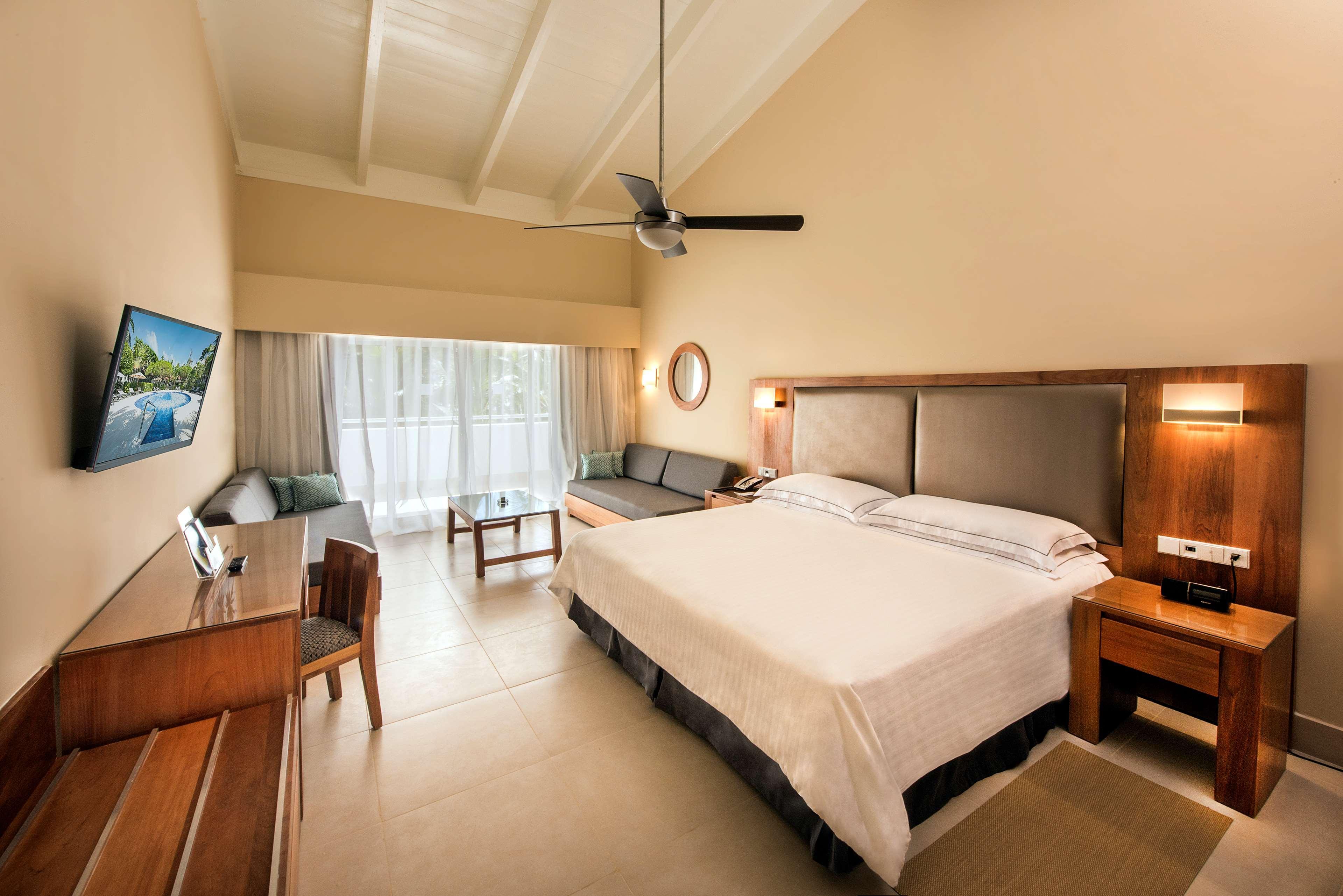 Occidental Punta Cana Exterior photo Junior Suite