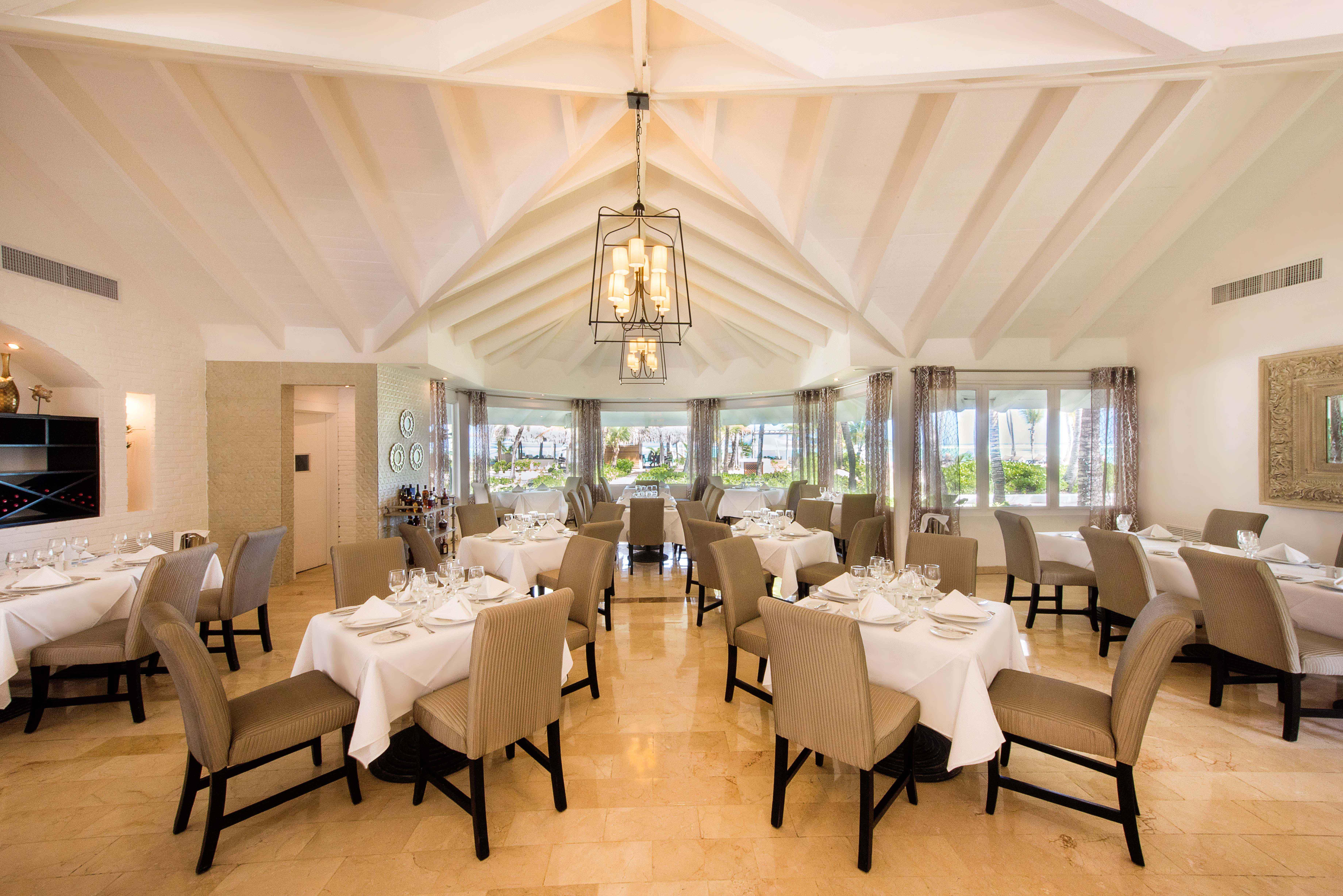 Occidental Punta Cana Exterior photo The restaurant at the Four Seasons Hotel