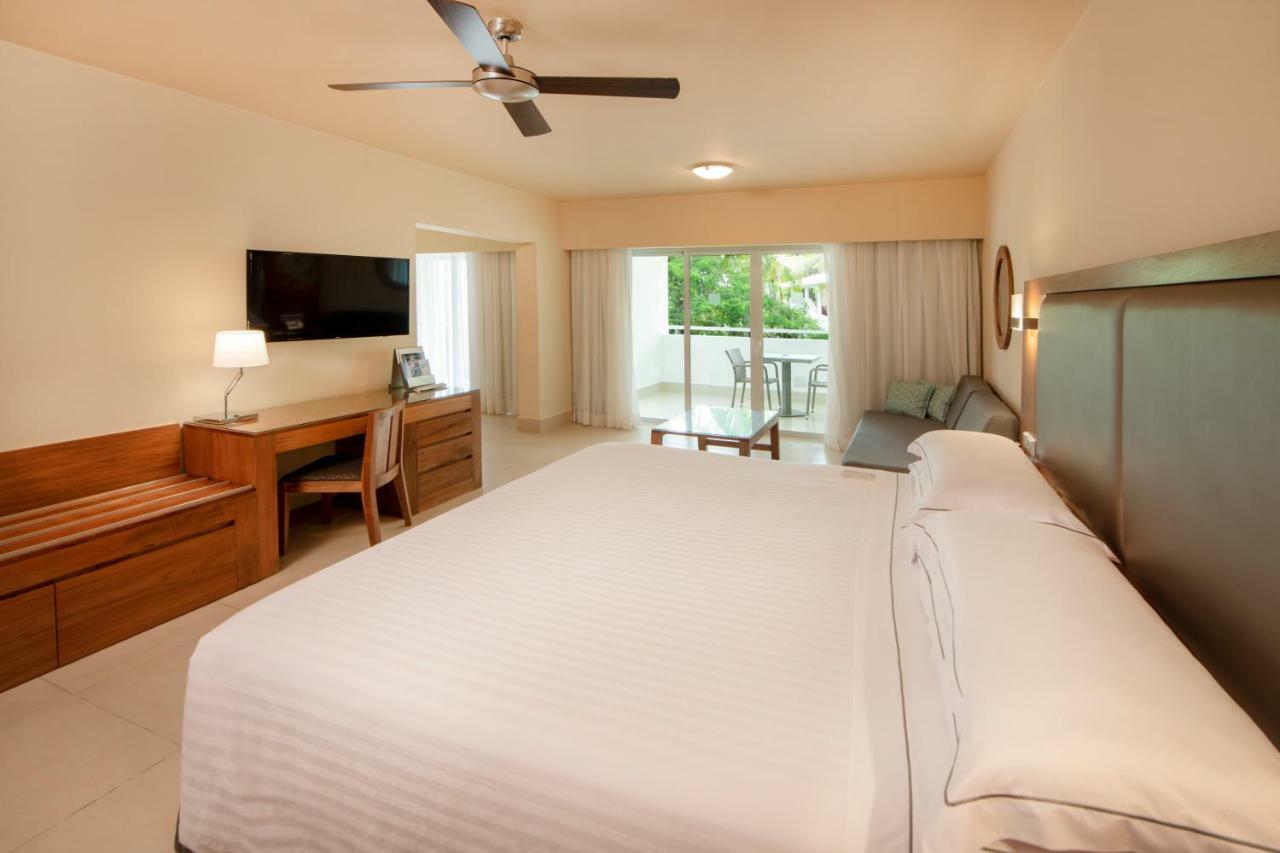 Occidental Punta Cana Exterior photo Junior Suite